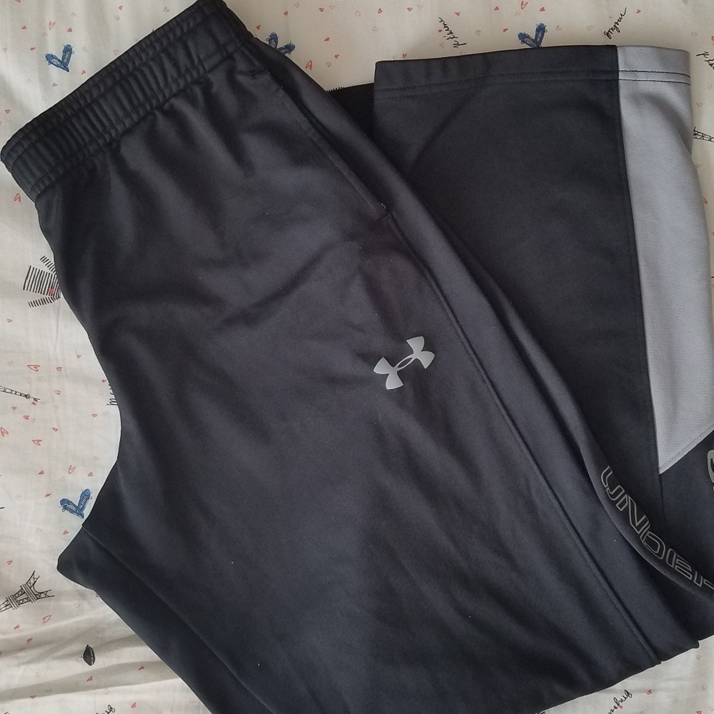 Under Armour jogging pants